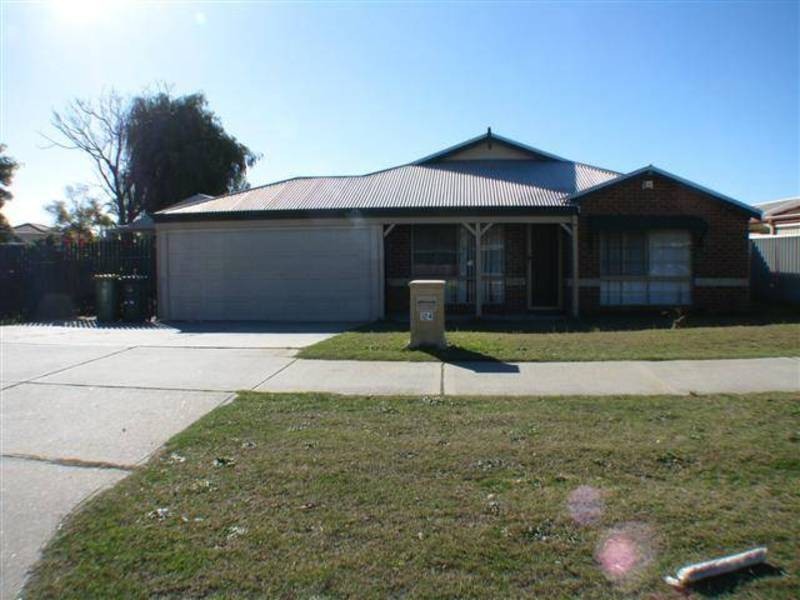 124 Charthouse Road, Waikiki WA 6169