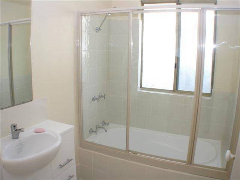 124 Charthouse Road, Waikiki WA 6169