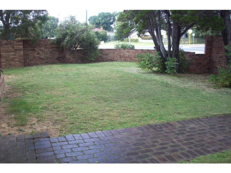 1/7 Fisher Street, Rockingham WA 6168