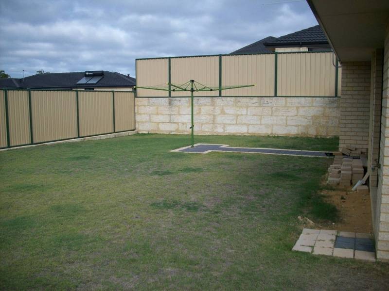 38 Pepperell Way, Leda WA 6170