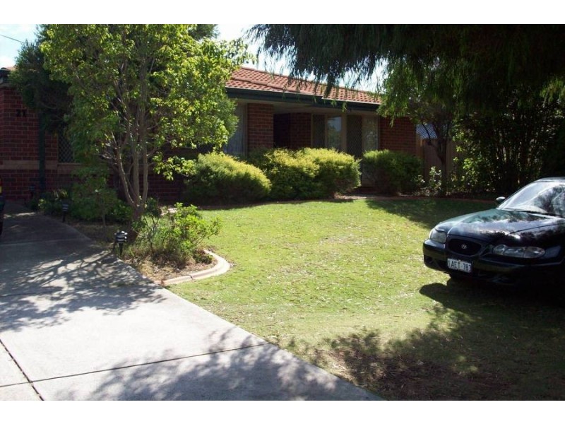 21a Gnangara Drive, Waikiki WA 6169