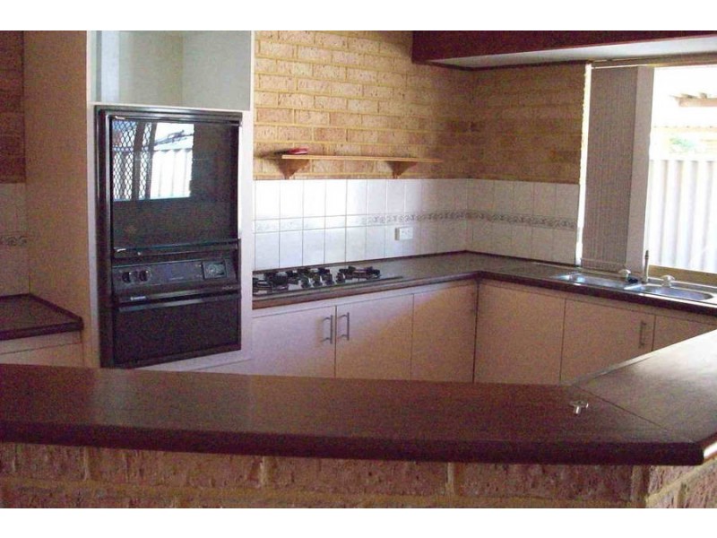 21a Gnangara Drive, Waikiki WA 6169