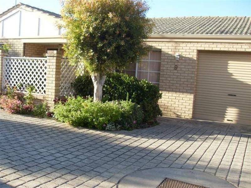 9/11 Bell Street, Rockingham WA 6168