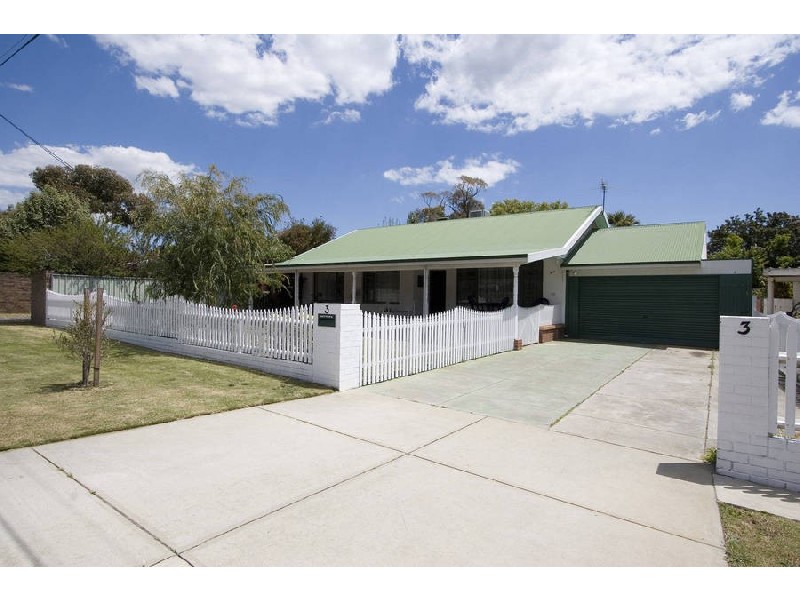 3 Potts Street, Melville WA 6156