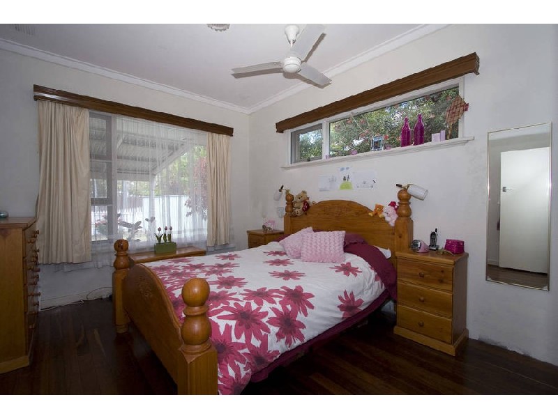 3 Potts Street, Melville WA 6156
