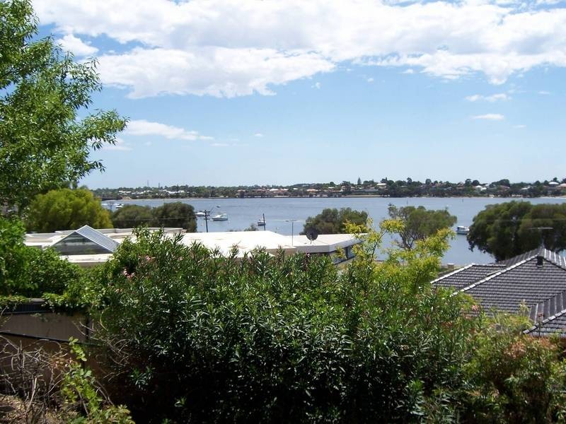 10 Stoke Street, Mount Pleasant WA 6153