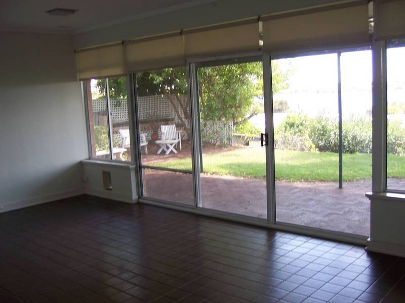 10 Stoke Street, Mount Pleasant WA 6153