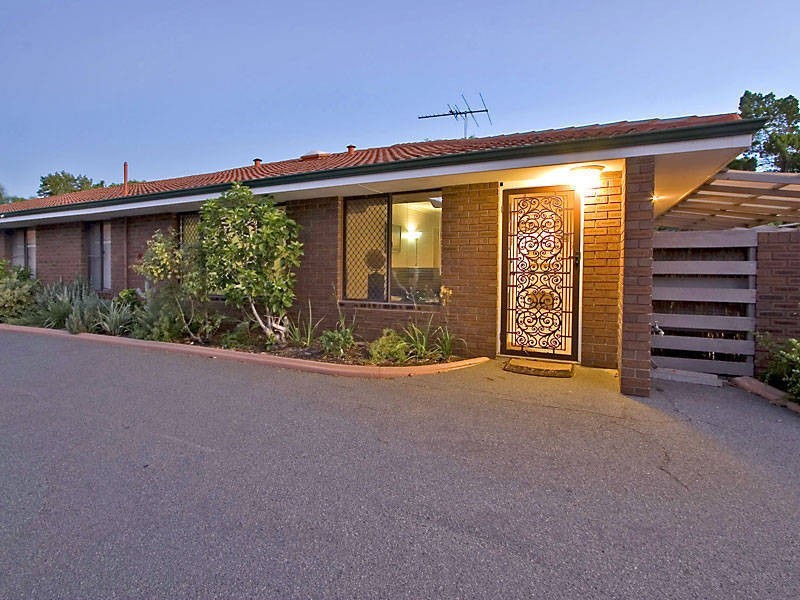 7 Murray Road, Bicton WA 6157