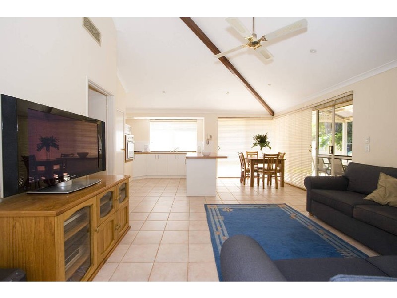 35A Brian Avenue, Mount Pleasant WA 6153