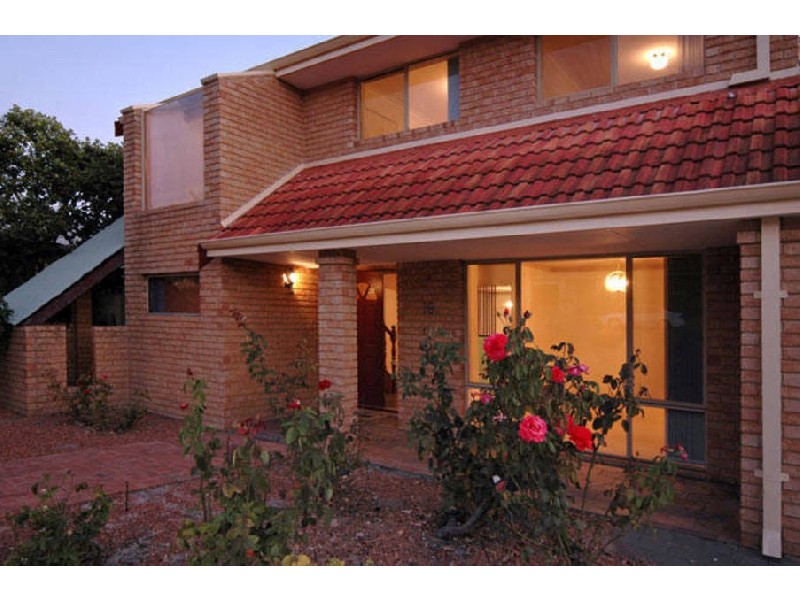 18 The Ramble, Booragoon WA 6154
