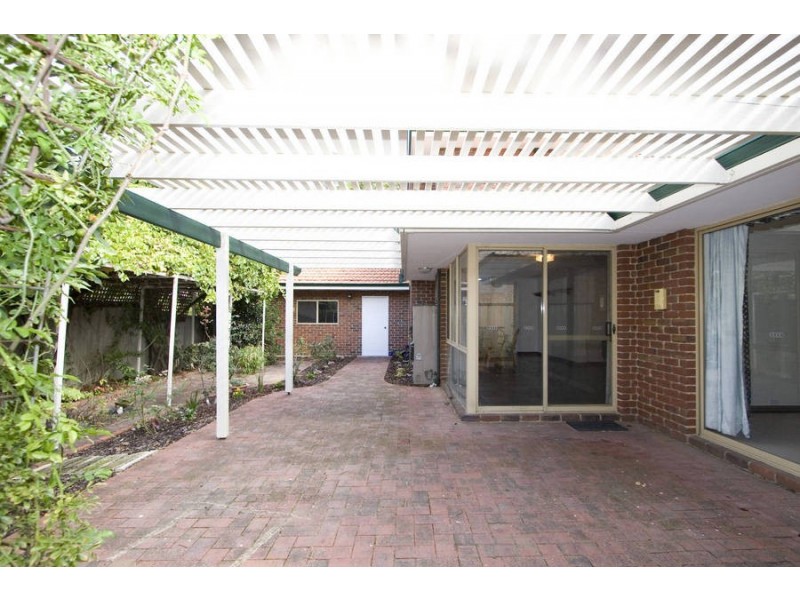 10A Francis Road, Applecross WA 6153