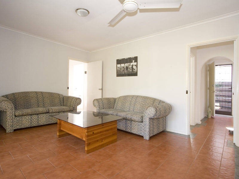 76 Aldridge Rd, Booragoon WA 6154