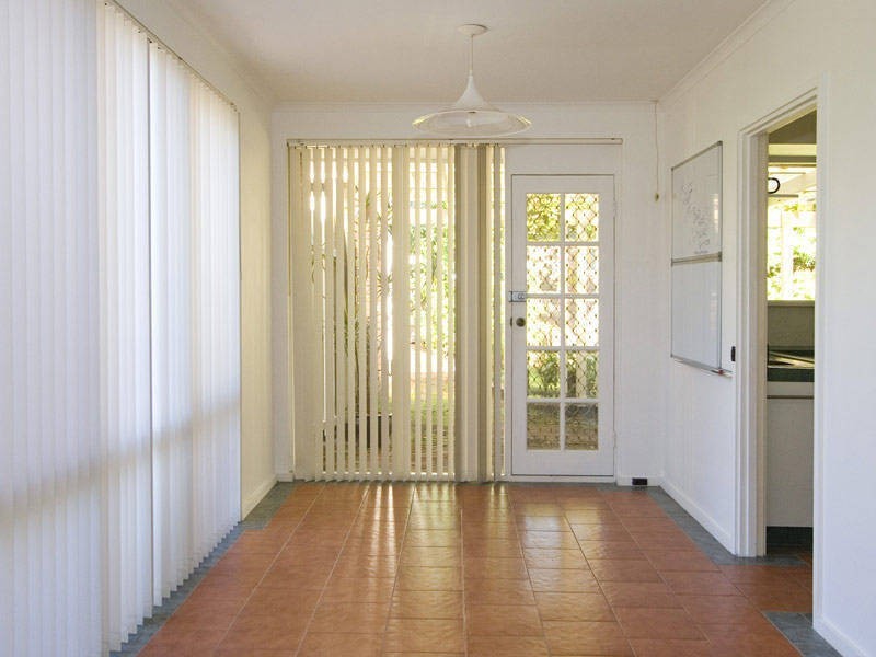 76 Aldridge Rd, Booragoon WA 6154
