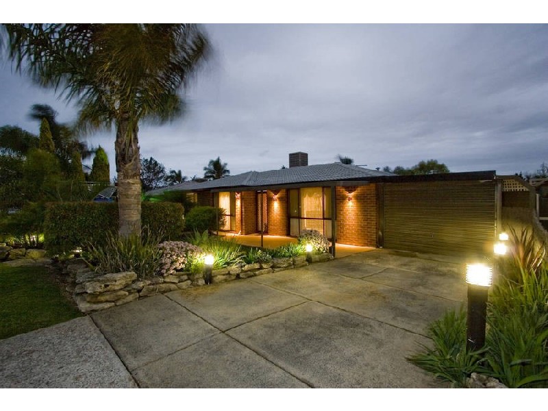 36 Allamanda Drv, South Lake WA 6164