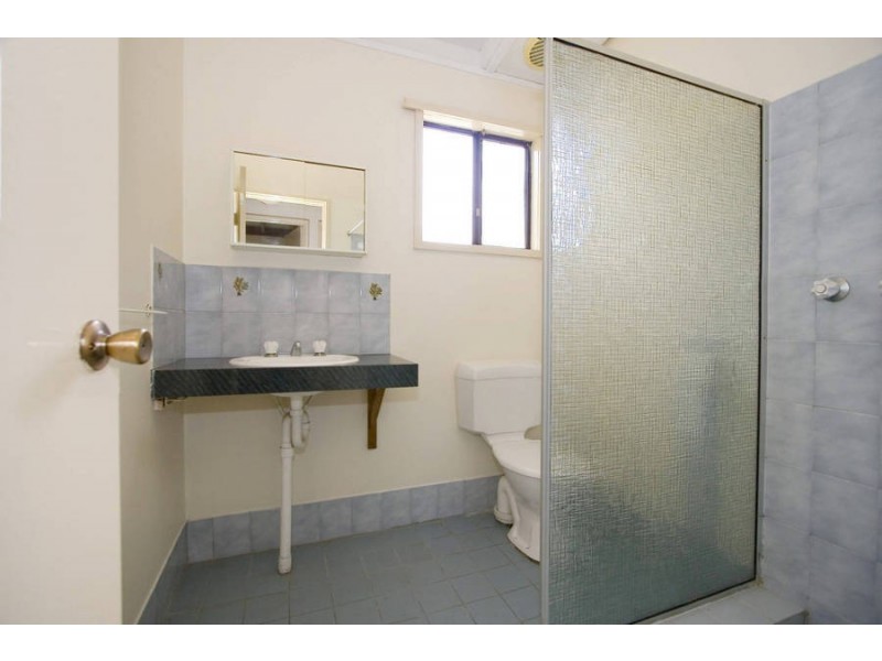 2 Sumpton St, Hilton WA 6163