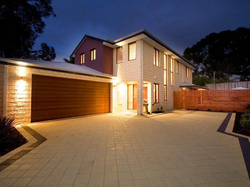 2b Challenger Place, Melville WA 6156