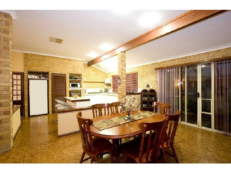 137 Portcullis Drive, Willetton WA 6155