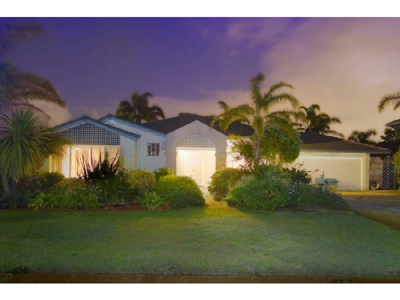 13 Moresby Close, Bibra Lake WA 6163