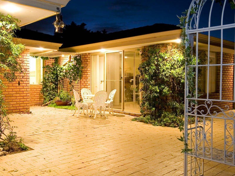 32 Portcullis Dve, Willetton WA 6155