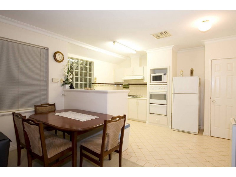 2/22 Crest Ave, Mount Pleasant WA 6153