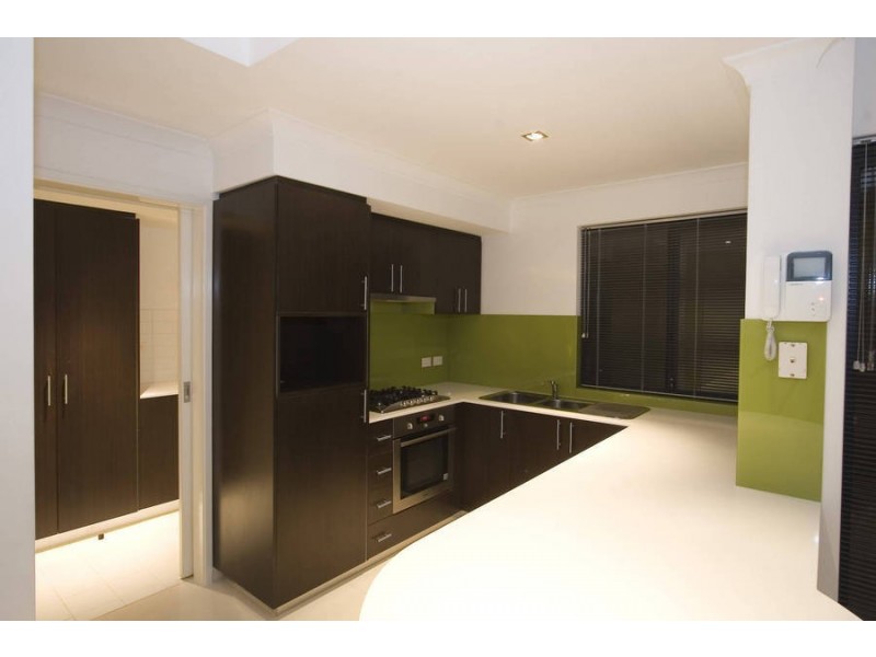 2/13-17 Groves Ave, Attadale WA 6156