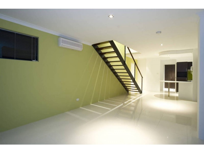 2/13-17 Groves Ave, Attadale WA 6156