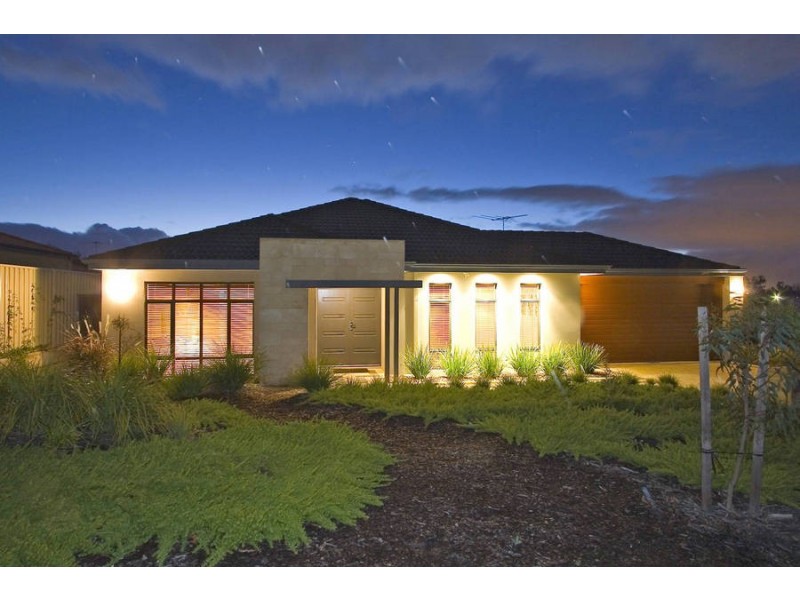39 Baningan Ave, Success WA 6164