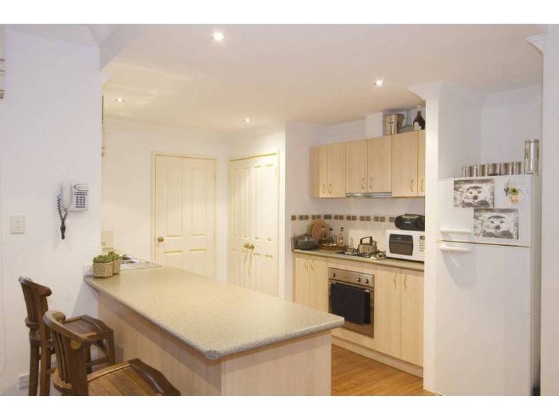 39 Baningan Ave, Success WA 6164