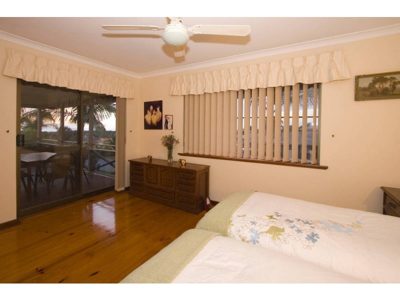 1 Herschell Wy, Coogee WA 6166
