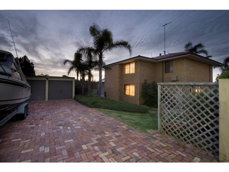 1 Herschell Wy, Coogee WA 6166