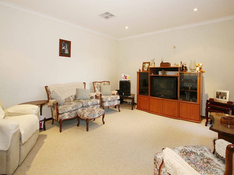 1/25 Bristol Av, Bicton WA 6157