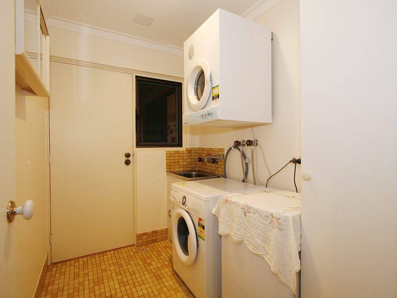 1/25 Bristol Av, Bicton WA 6157