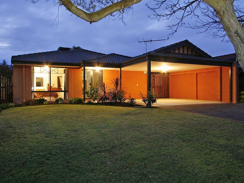 10 Race Street, Willagee WA 6156