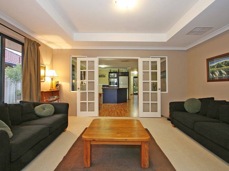 10 Race Street, Willagee WA 6156