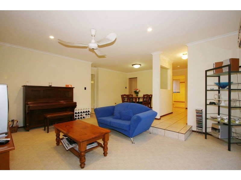 22 Hawford Way, Willetton WA 6155