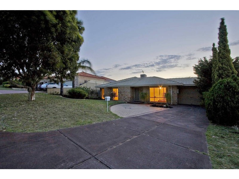 5 Stampel Gdn, Kardinya WA 6163