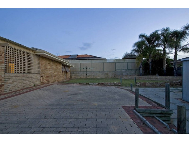 5 Stampel Gdn, Kardinya WA 6163