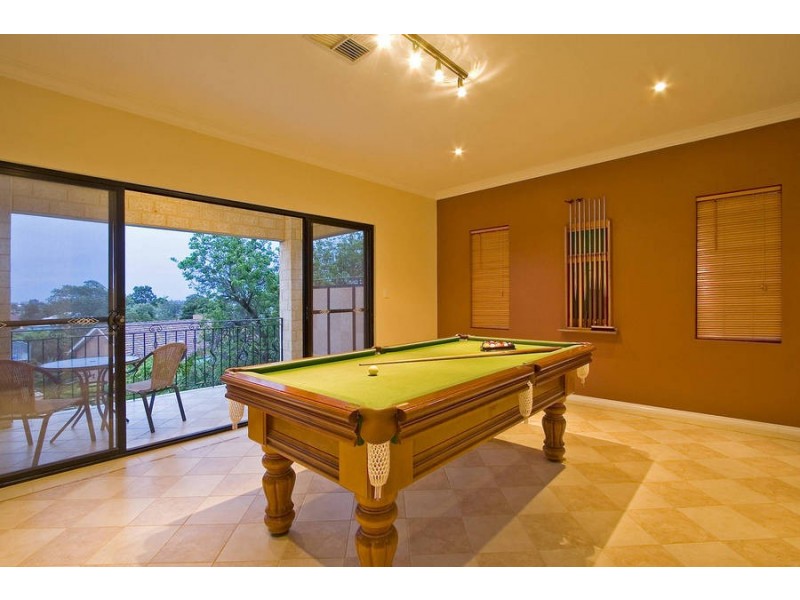 26 Kemp Street, Mount Pleasant WA 6153
