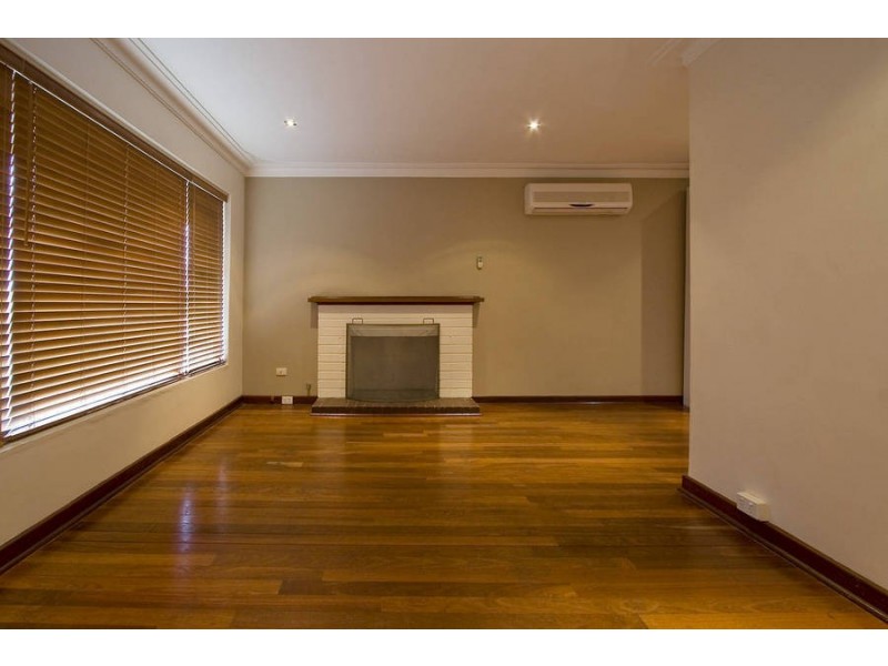 1 Miranda Crescent, Coolbellup WA 6163