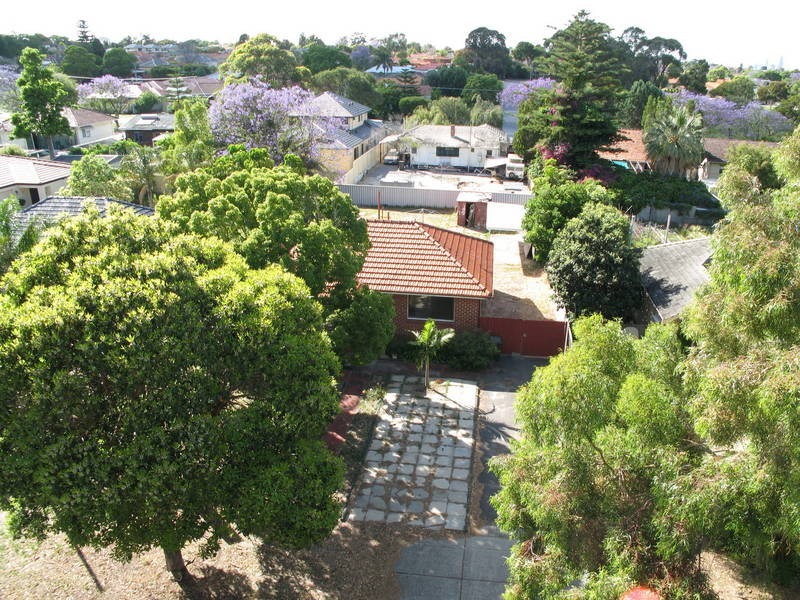 112 Harrison Street, Nollamara WA 6061