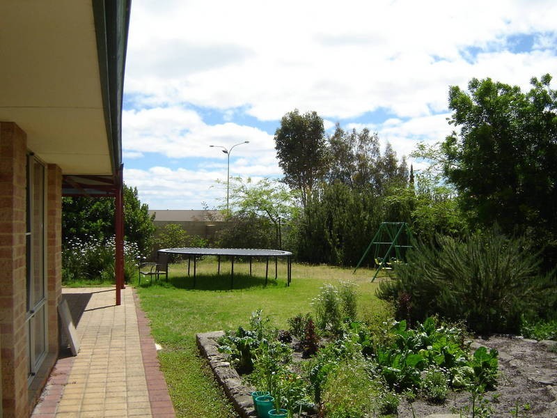 31 Mahogany Loop, Atwell WA 6164