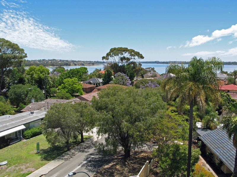 15 Cunningham Street, Applecross WA 6153
