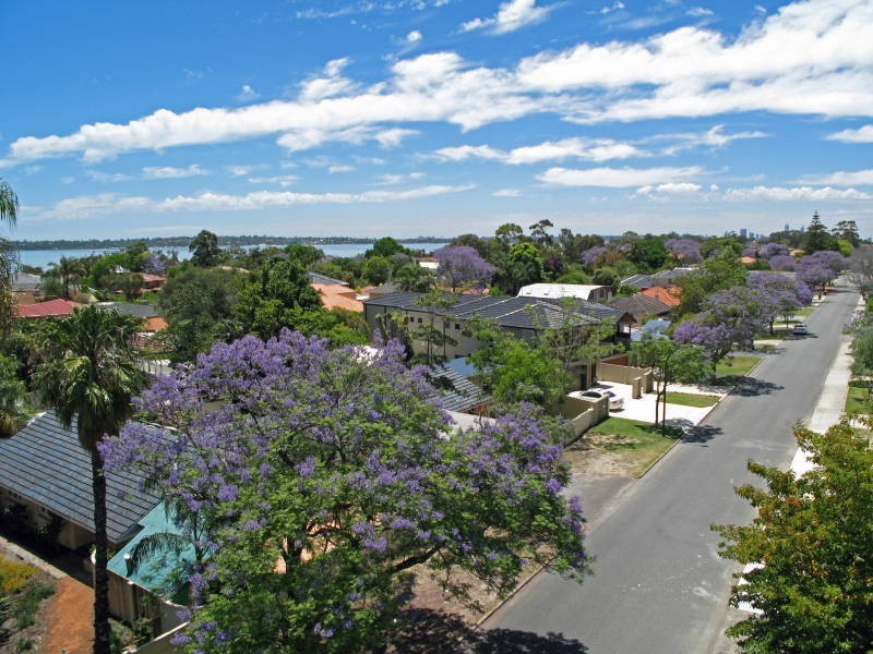 15 Cunningham Street, Applecross WA 6153