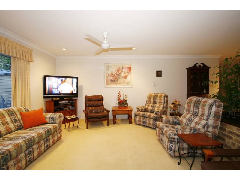 19 Maritime Tce, Coogee WA 6166