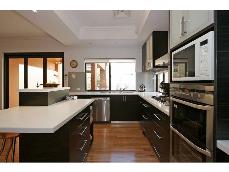 22 Macleod Road, Applecross WA 6153