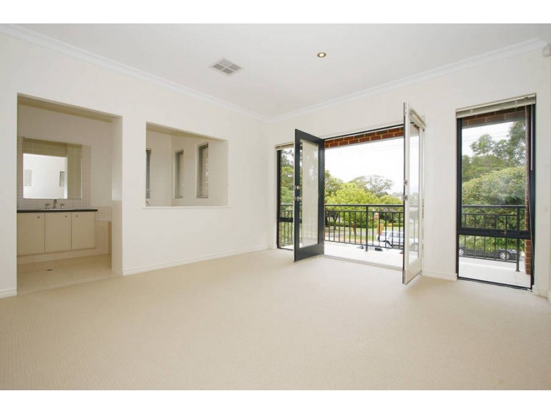 39B Links Road, Ardross WA 6153