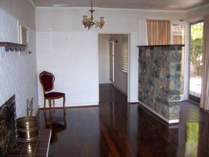 10 Stoke Street, Mount Pleasant WA 6153