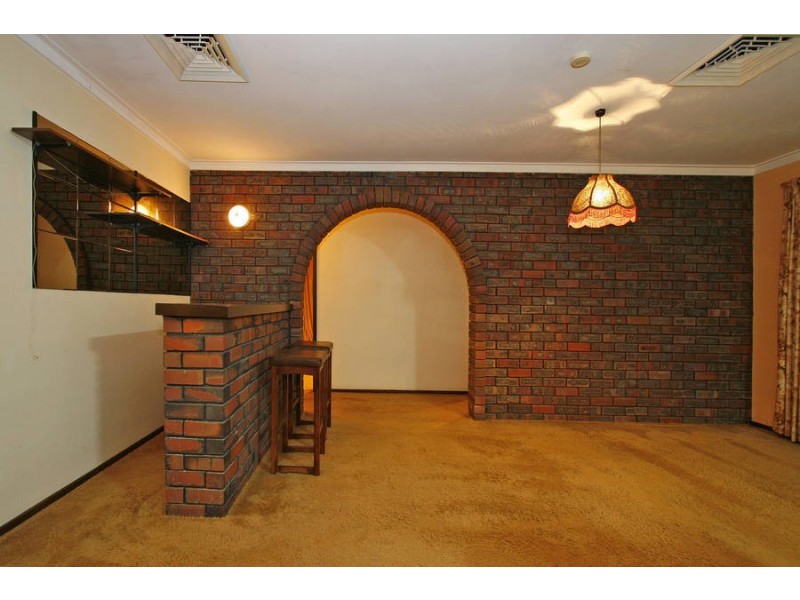 5 Tobago Pl, Safety Bay WA 6169