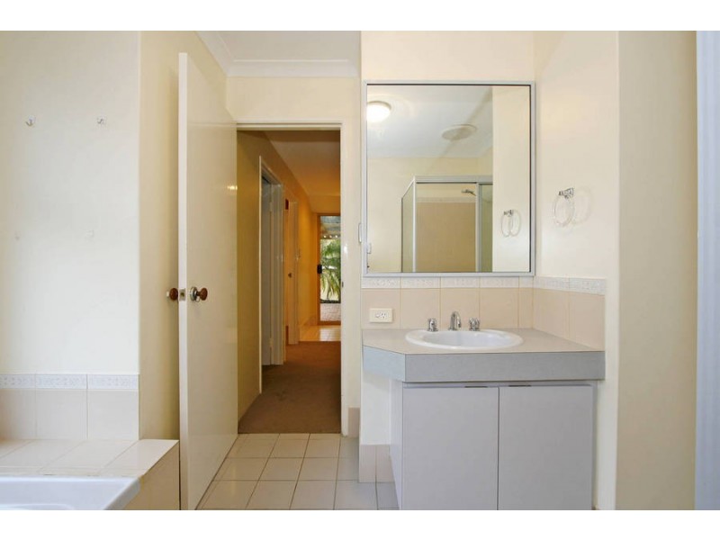 7 Graydon Gr, Leda WA 6170