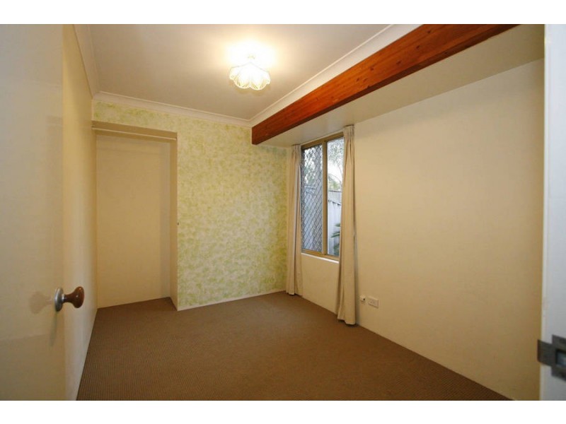 7 Graydon Gr, Leda WA 6170